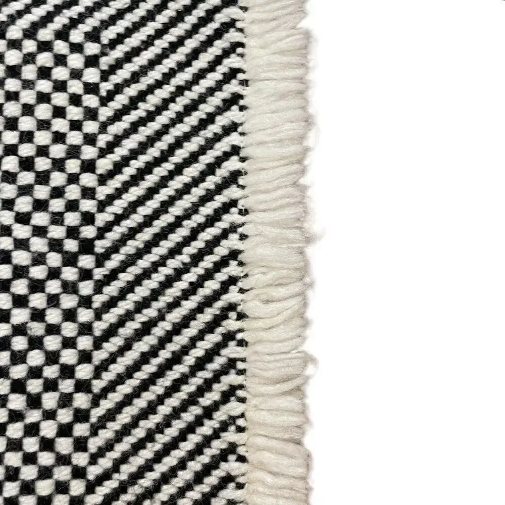 Vintage 1980s Woven Black & White Fringe Placemats Set 2 Checked 17 x 11 Unique